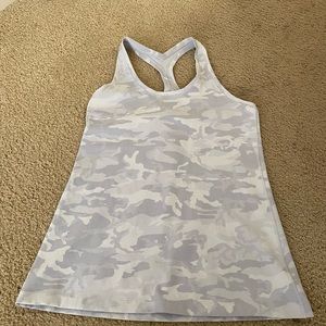 Lululemon tank top